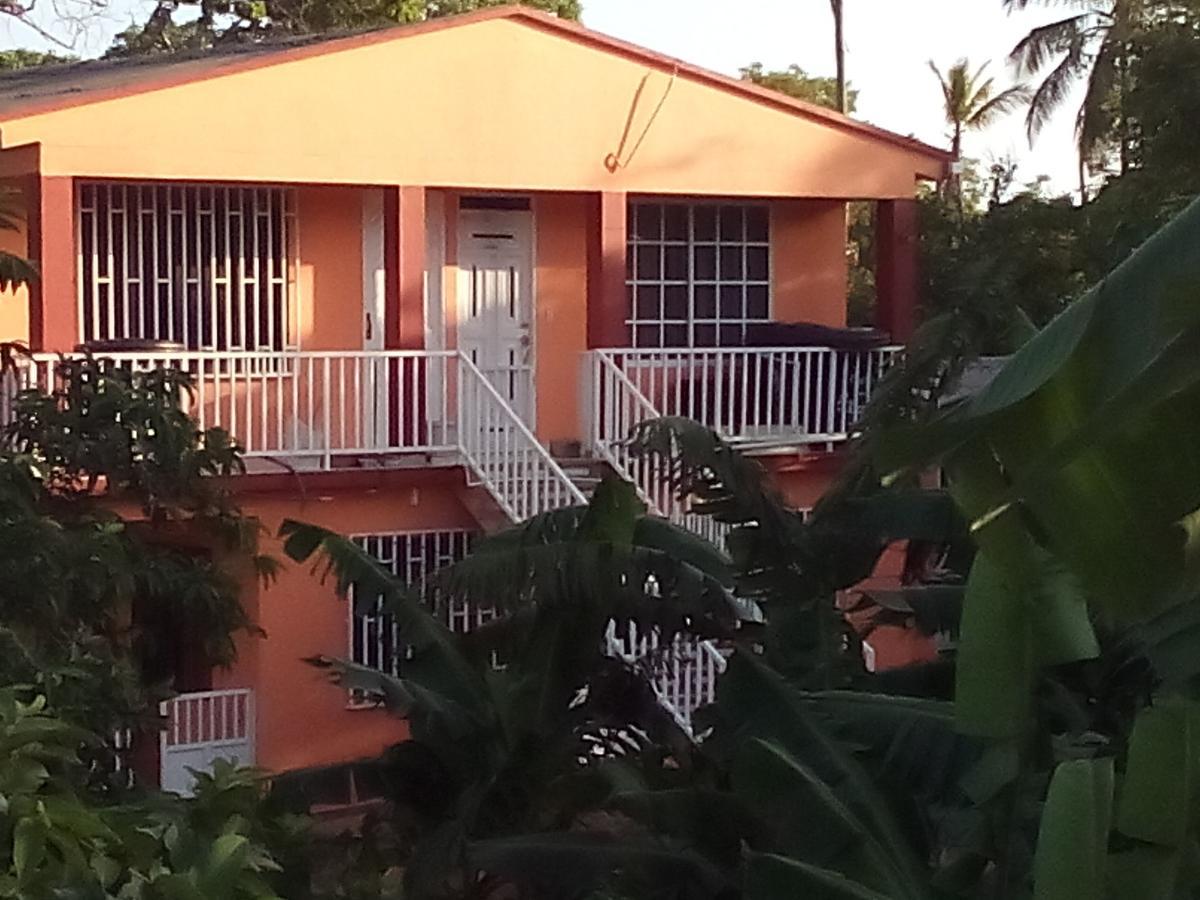 Posada Nativa Miss Casira San Andres  Exterior photo